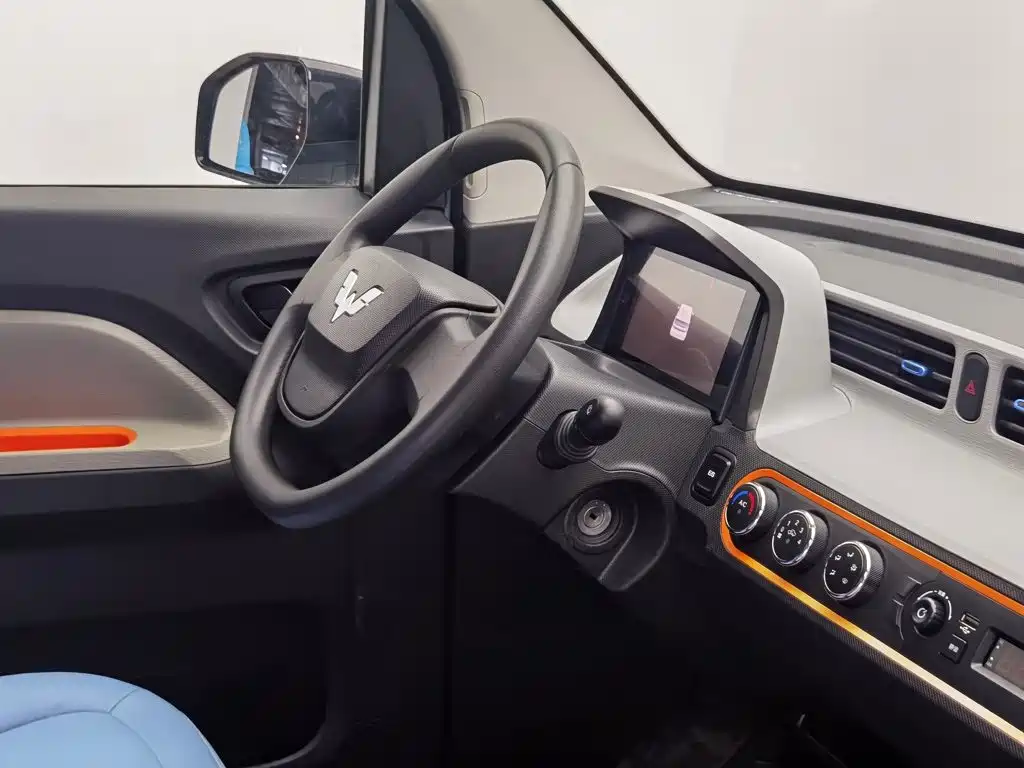 Wuling MINIEV — миниатюра 22