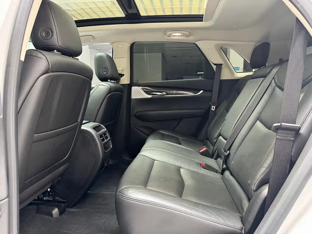 Cadillac XT5 — миниатюра 13