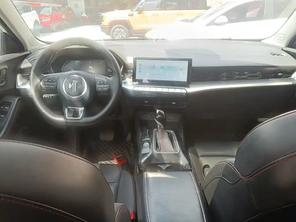 MG MG5 — миниатюра 10