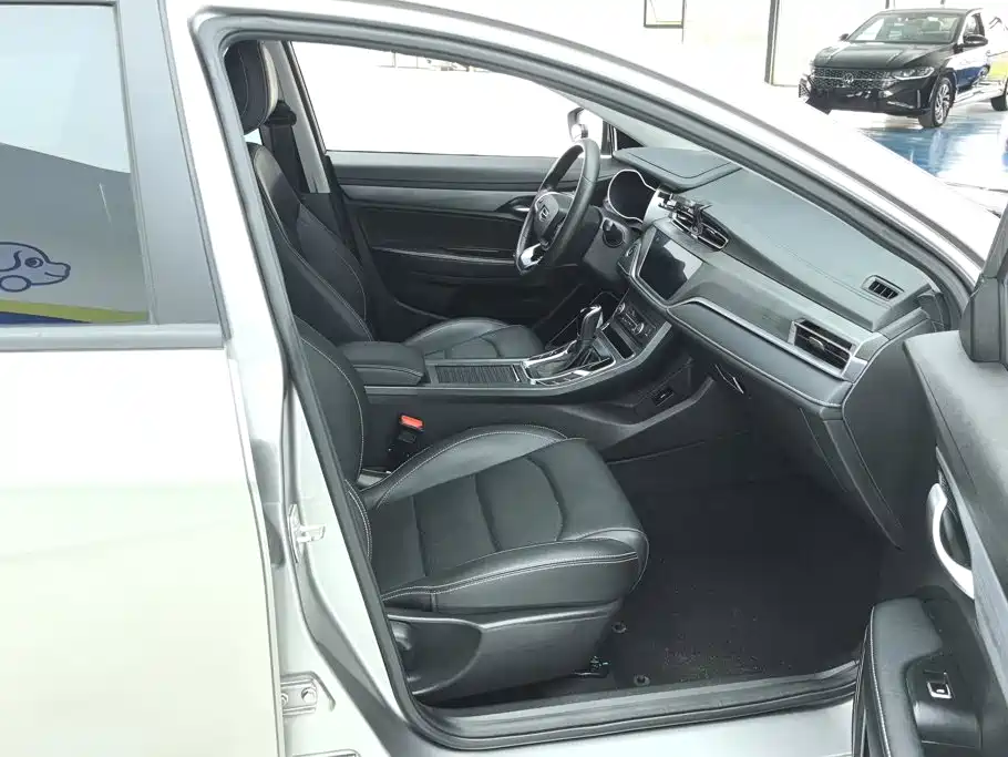 Geely Emgrand — миниатюра 8