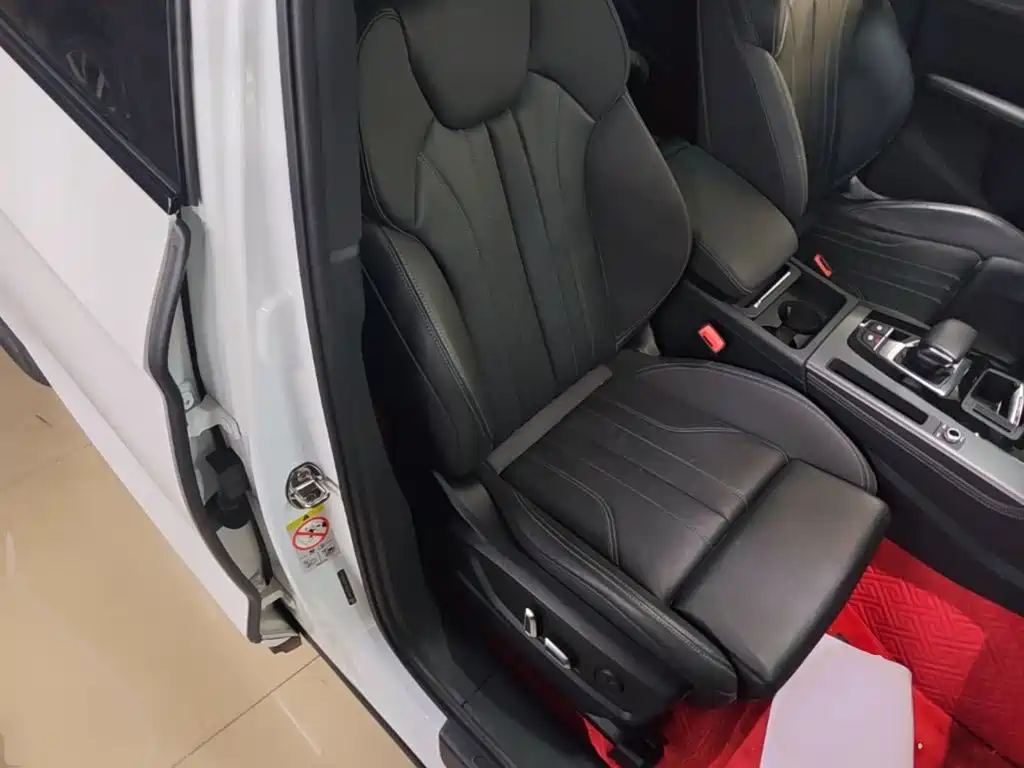 Audi Q5L — миниатюра 25