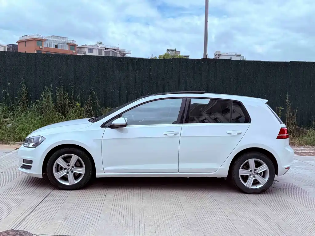 Volkswagen Golf — миниатюра 8
