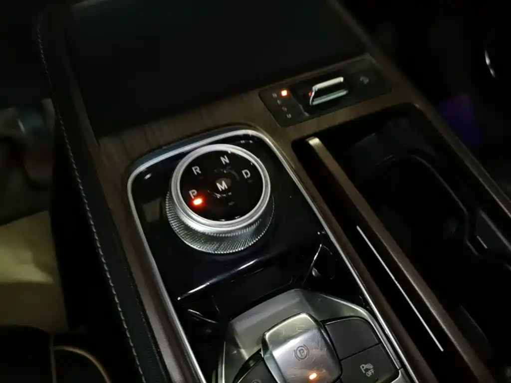 Ford Equator — миниатюра 14