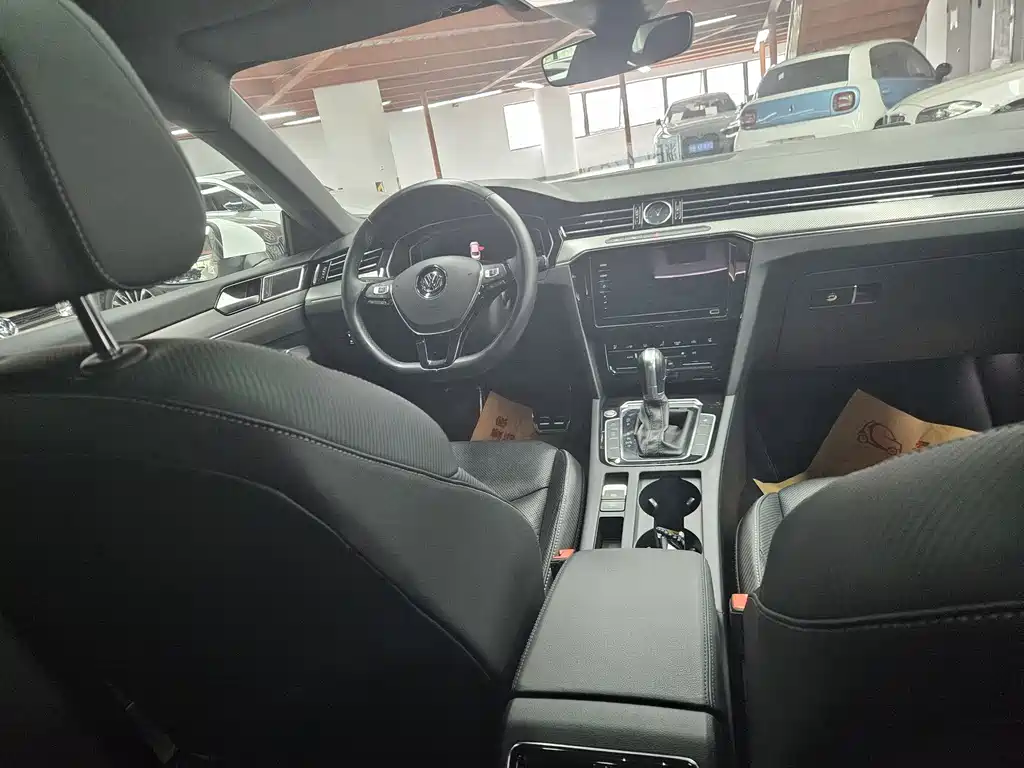Volkswagen CC — миниатюра 9