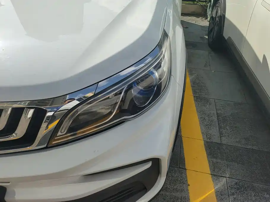 Geely Vision X3 — миниатюра 5