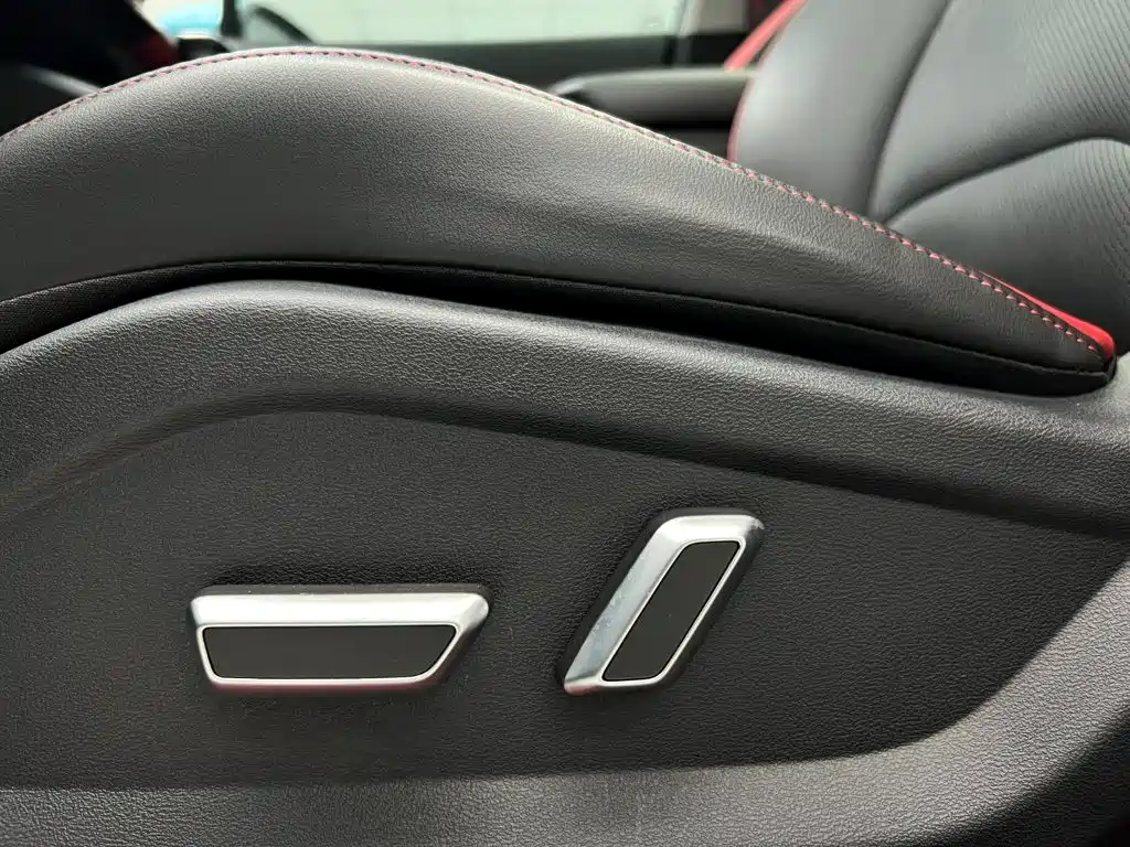 Geely Emgrand S — миниатюра 5