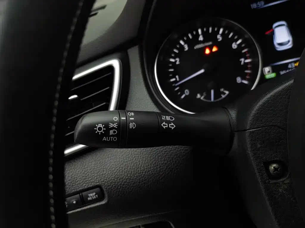 Nissan Qashqai — миниатюра 21