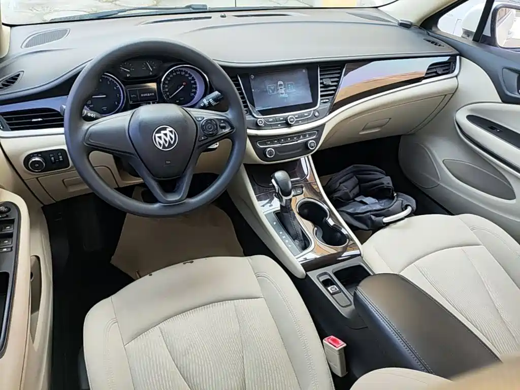 Buick Verano — миниатюра 10