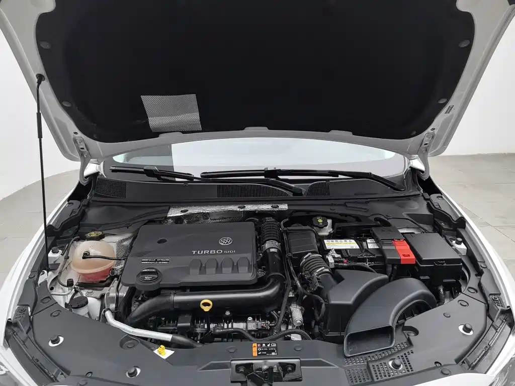 Buick Verano — миниатюра 6