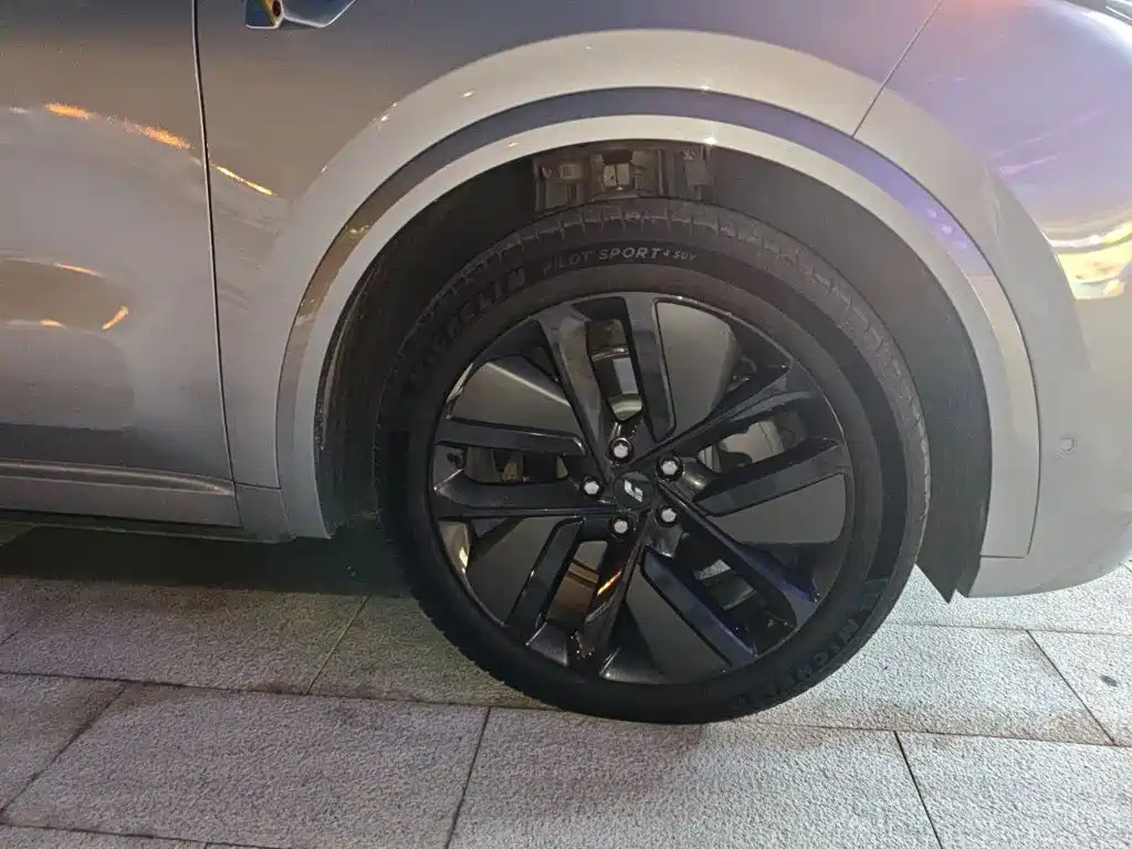Li Auto Li L9 — миниатюра 24