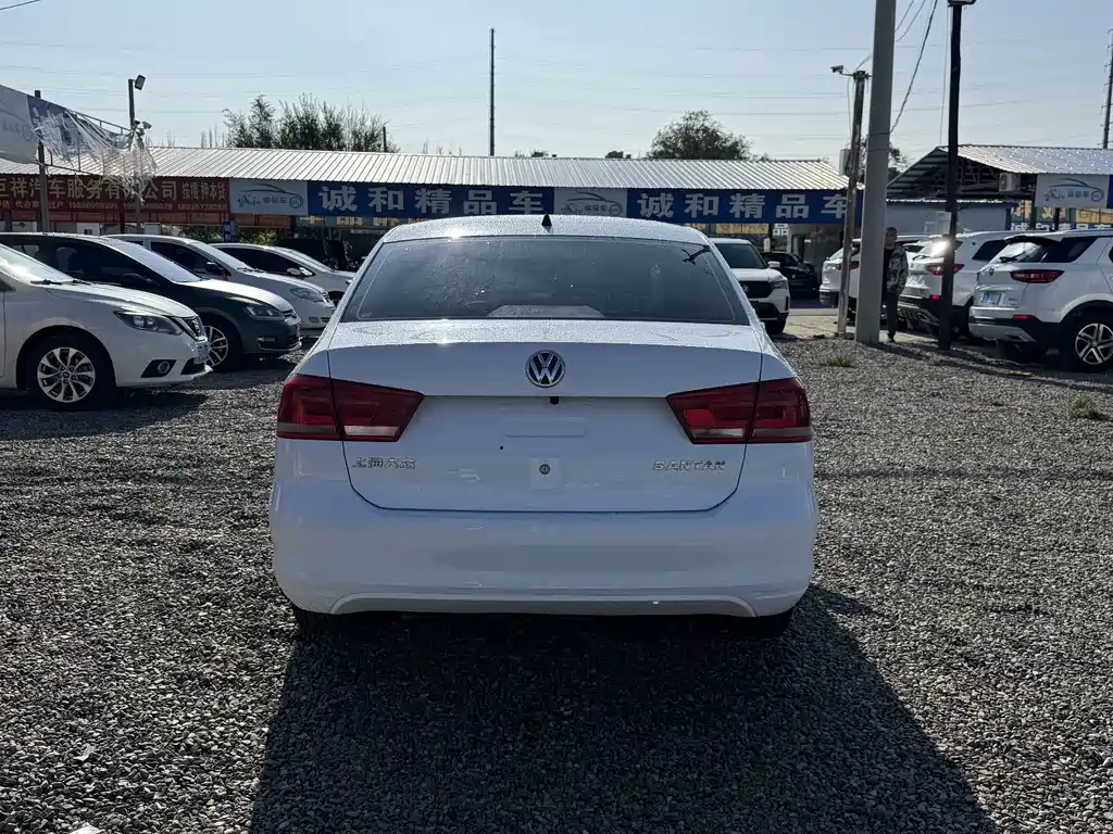 Volkswagen Santana — миниатюра 8