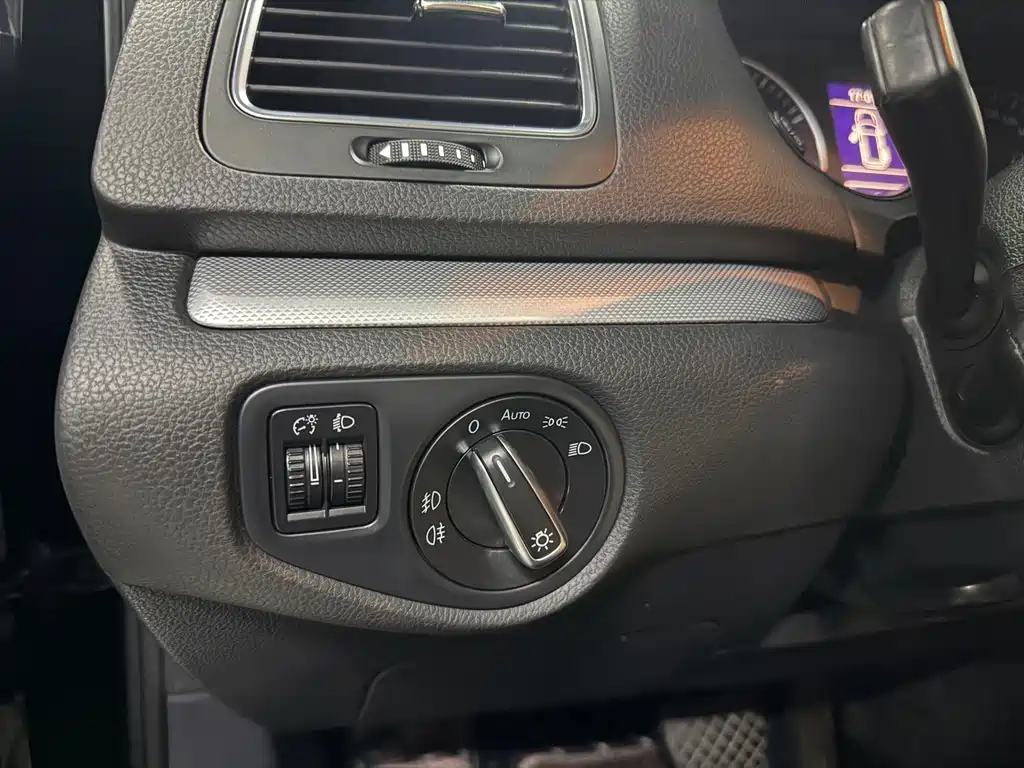 Volkswagen Sharan — миниатюра 14