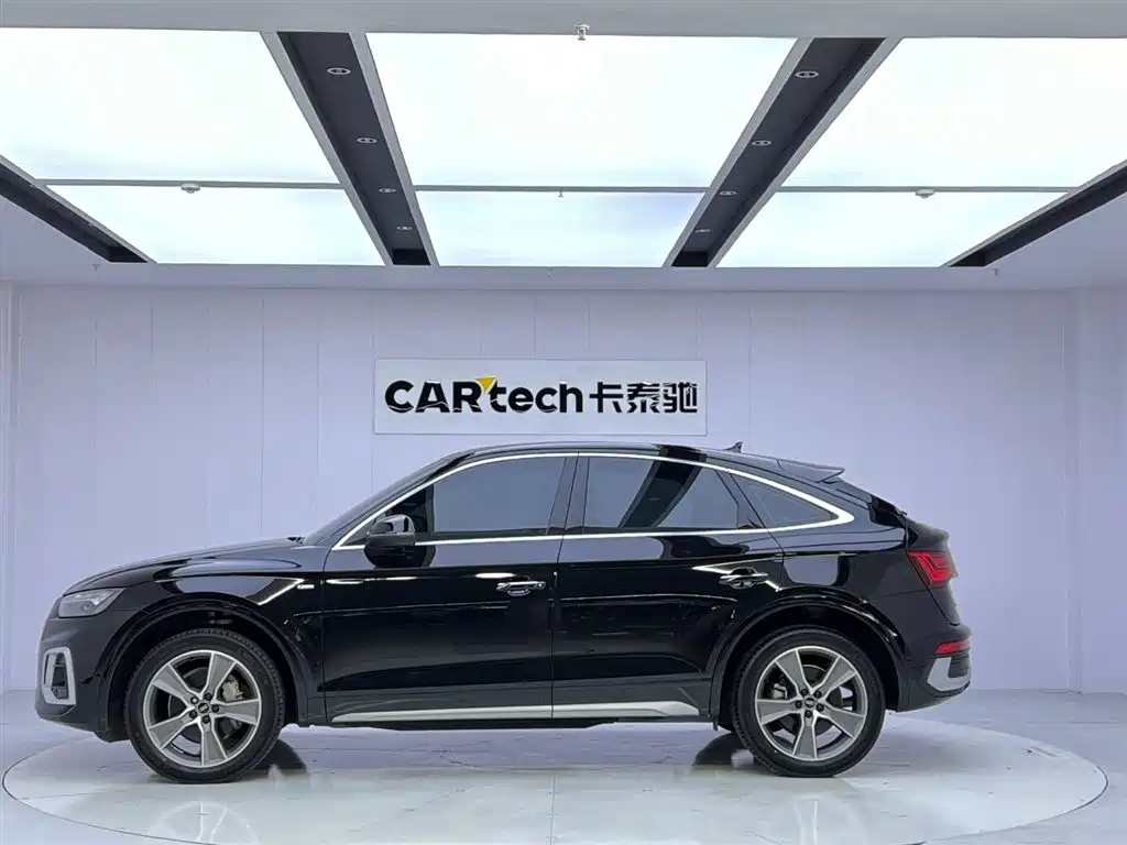 AUDI Q5L SPORTBACK