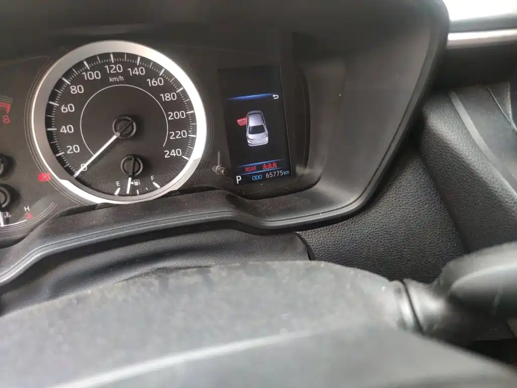 Toyota Corolla — миниатюра 8