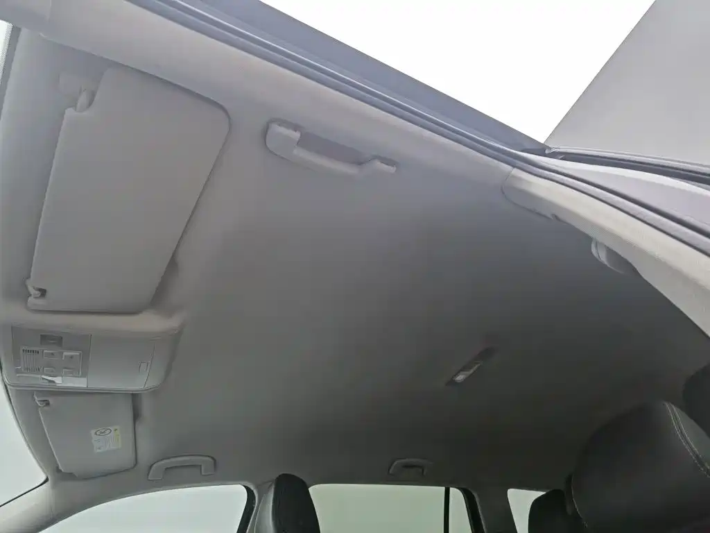 Volkswagen Teramont — миниатюра 14