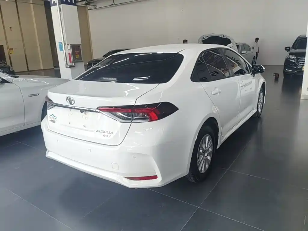 Toyota Corolla — миниатюра 7