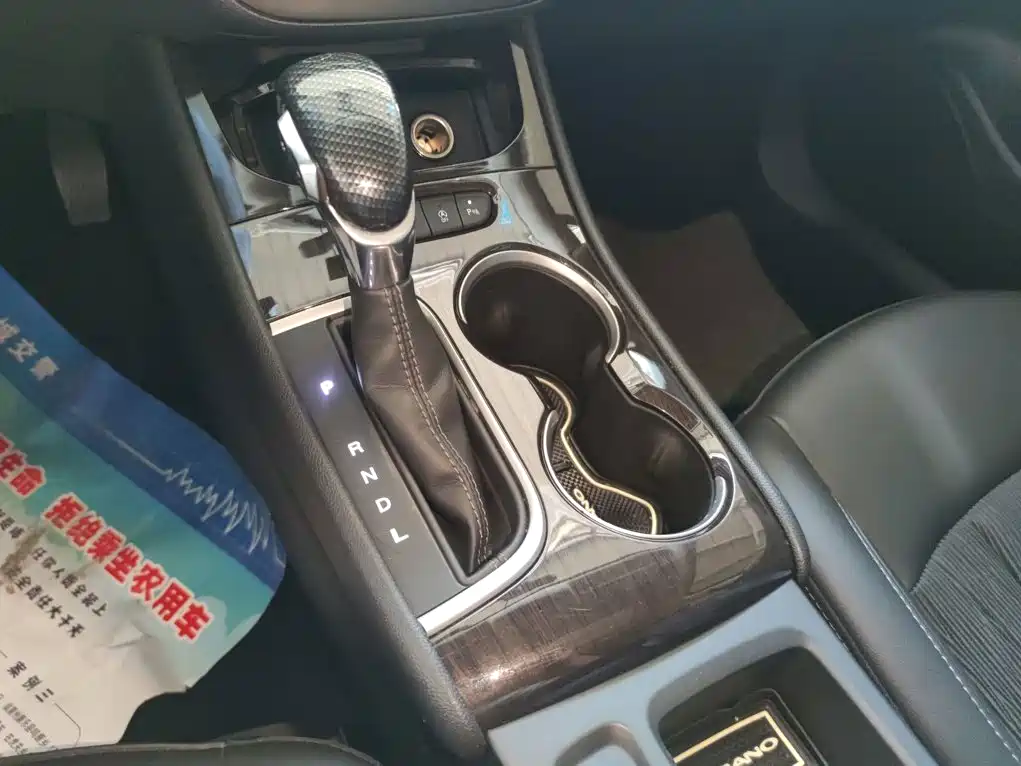 Buick Verano — миниатюра 14