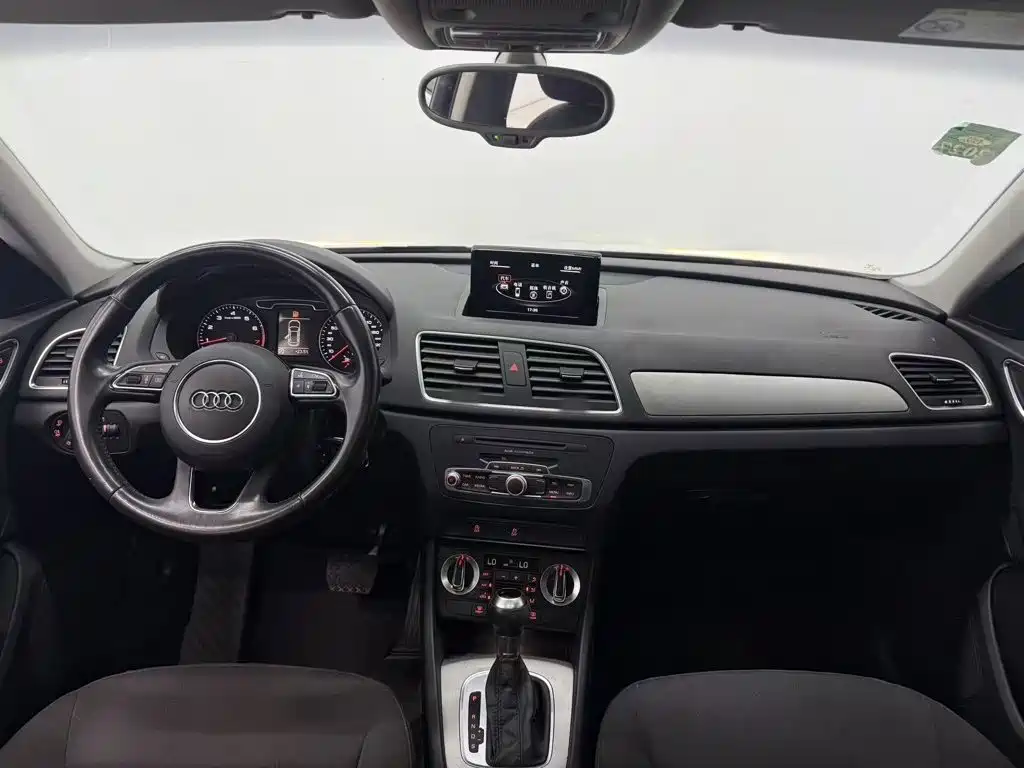 Audi Q3 — миниатюра 10