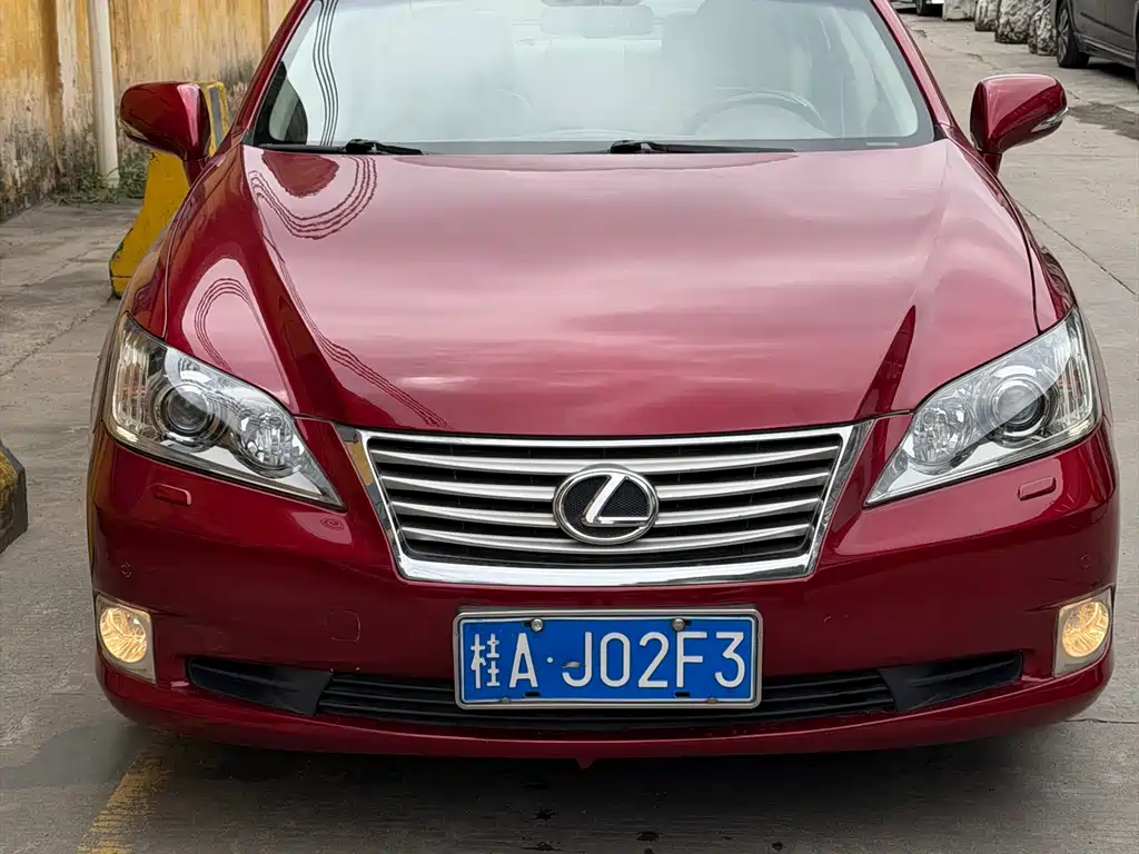 Lexus ES — миниатюра 2