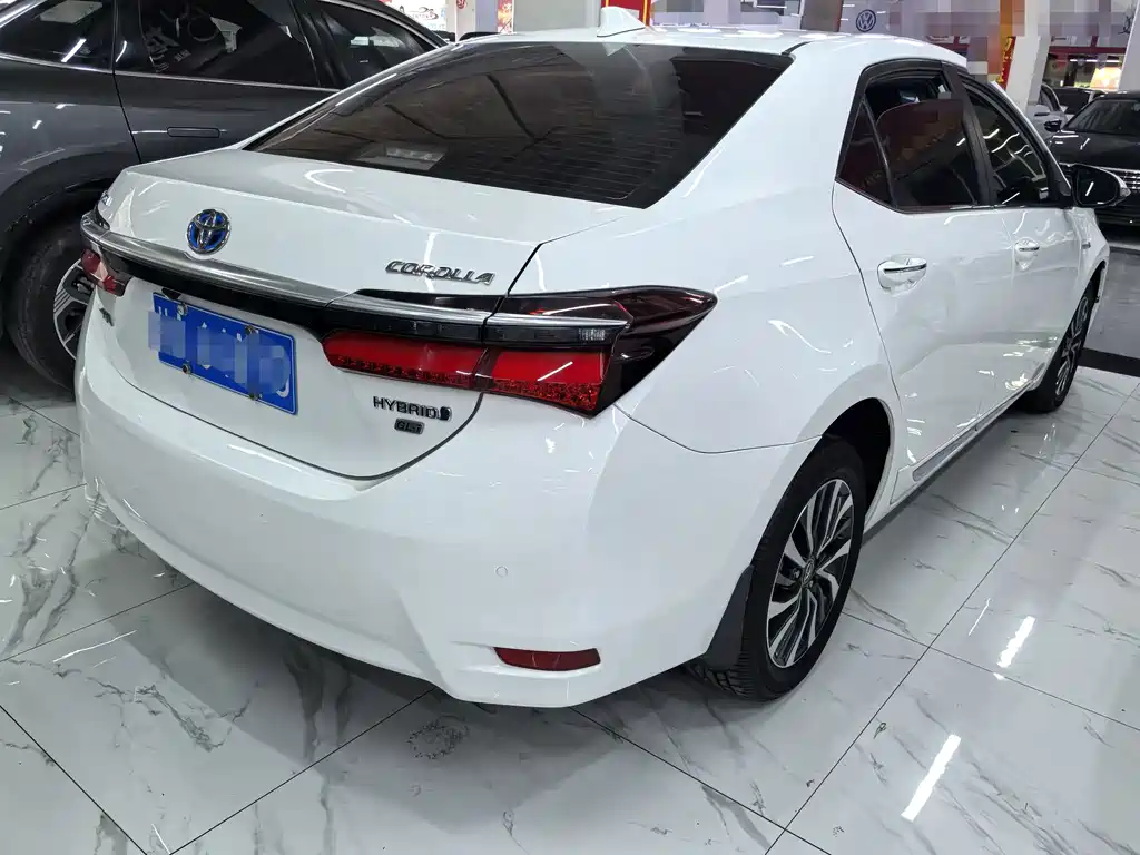 Toyota Corolla — миниатюра 6