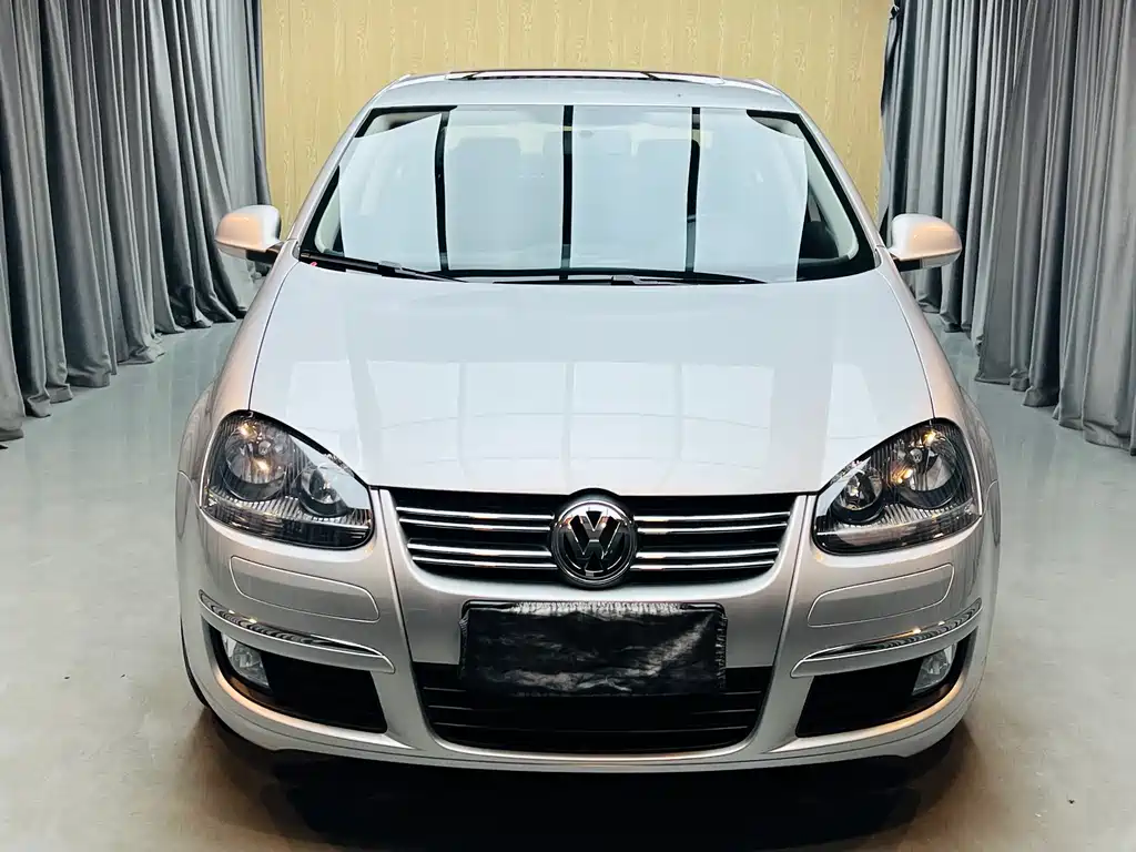Volkswagen Sagitar 2011 1.4TSI MT