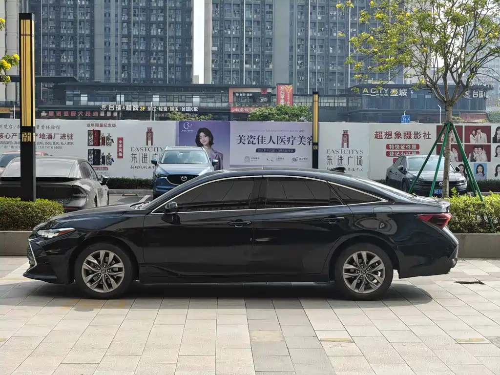 Toyota Avalon — миниатюра 5