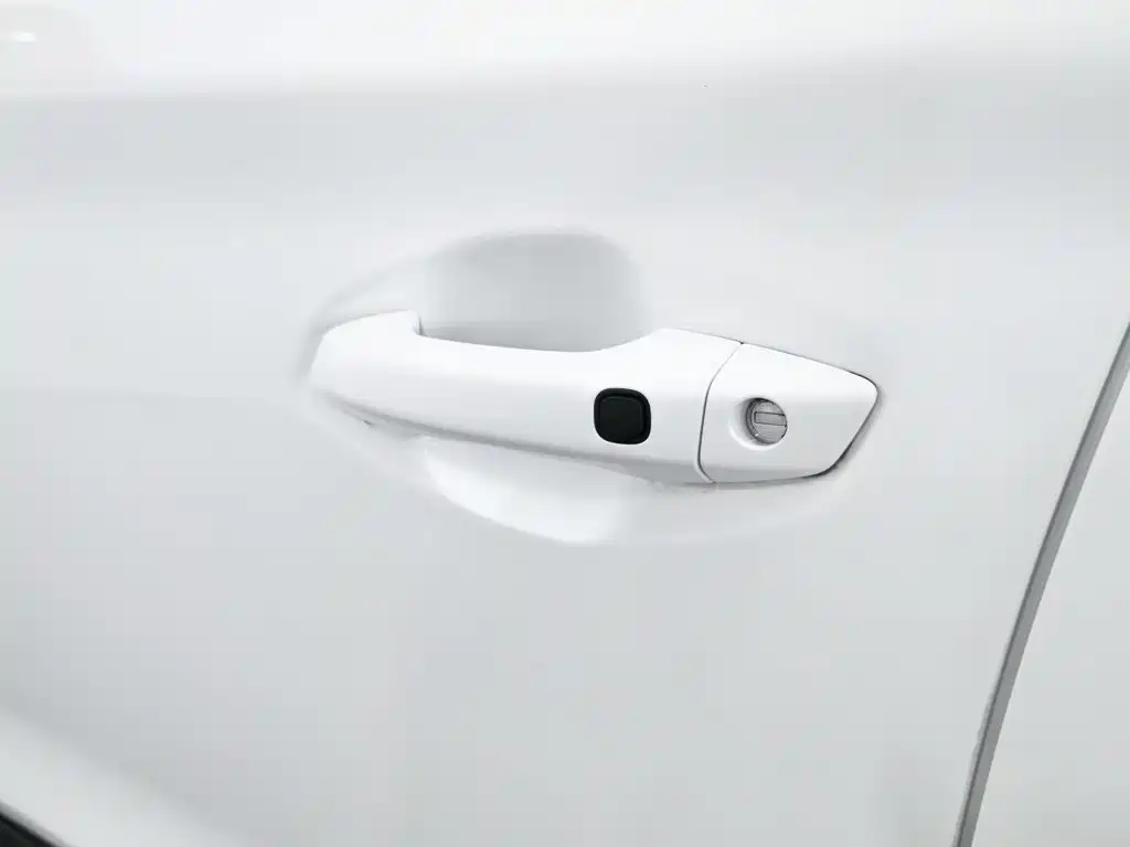 BYD Yuan Pro — миниатюра 18