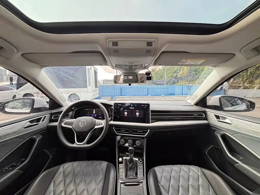 Volkswagen Sagitar — миниатюра 8