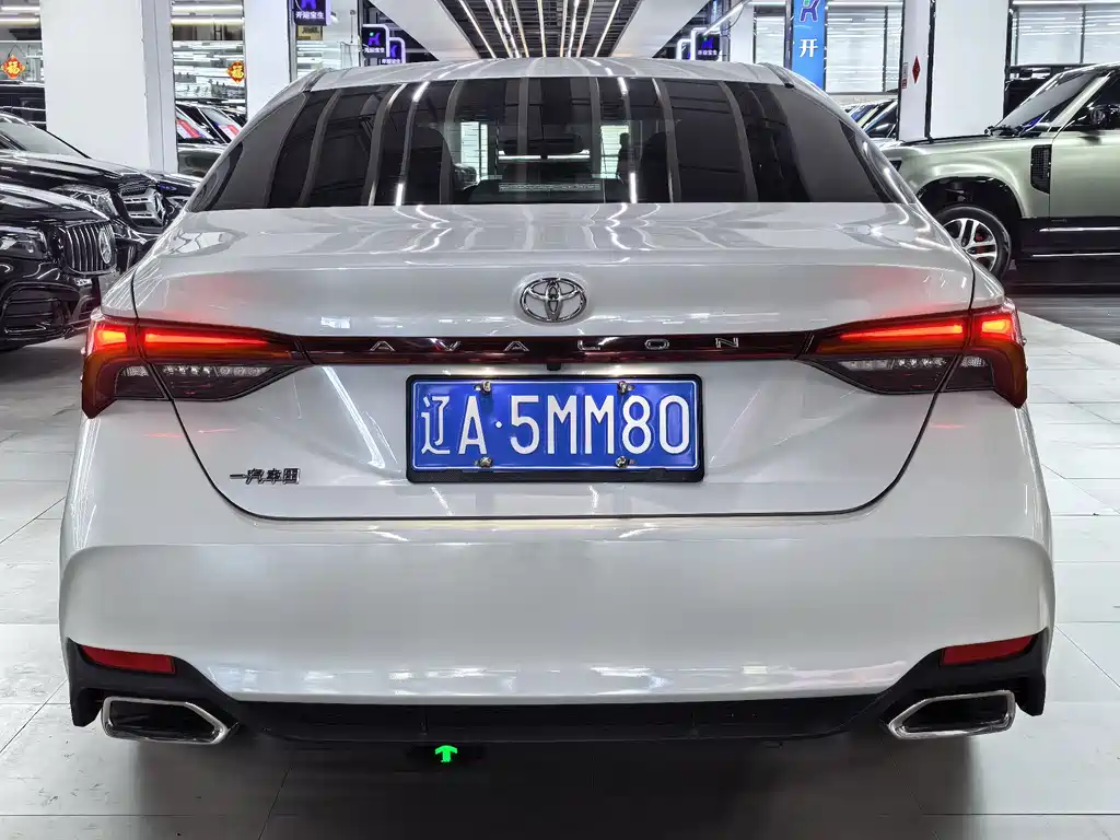 Toyota Avalon 2019 2.0L Luxury VI