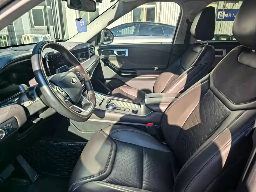 Ford Explorer — миниатюра 15