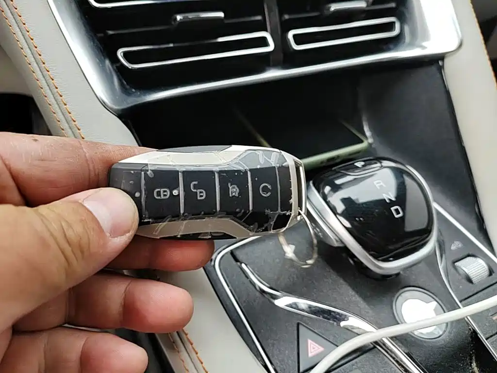 BYD PLUS New Energy — миниатюра 9