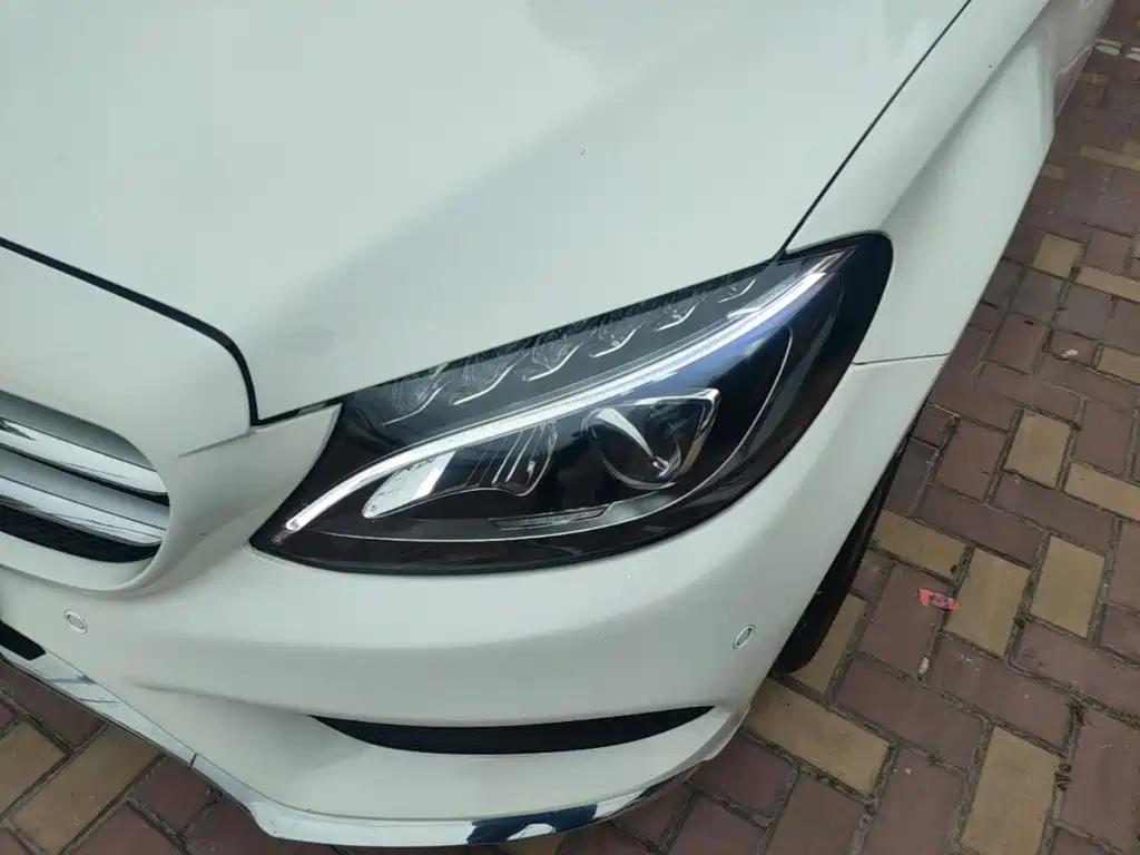 Mercedes-Benz C-Class — миниатюра 24