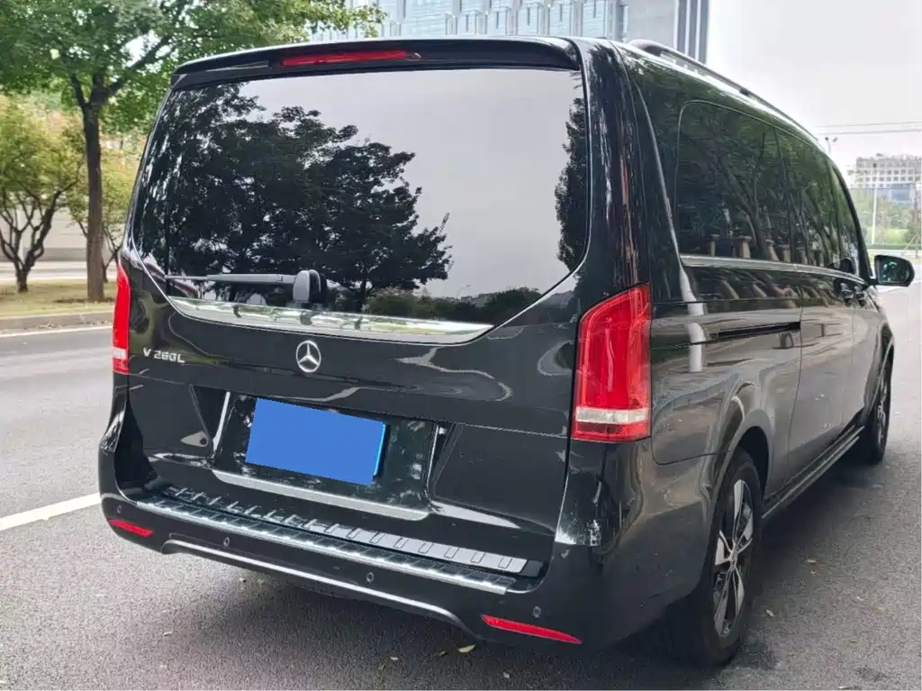 Mercedes-Benz V-Class — миниатюра 4