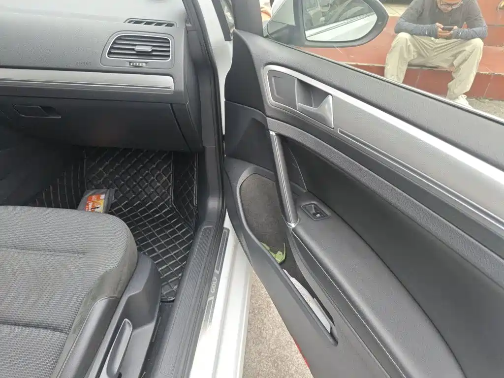 Volkswagen Golf — миниатюра 19