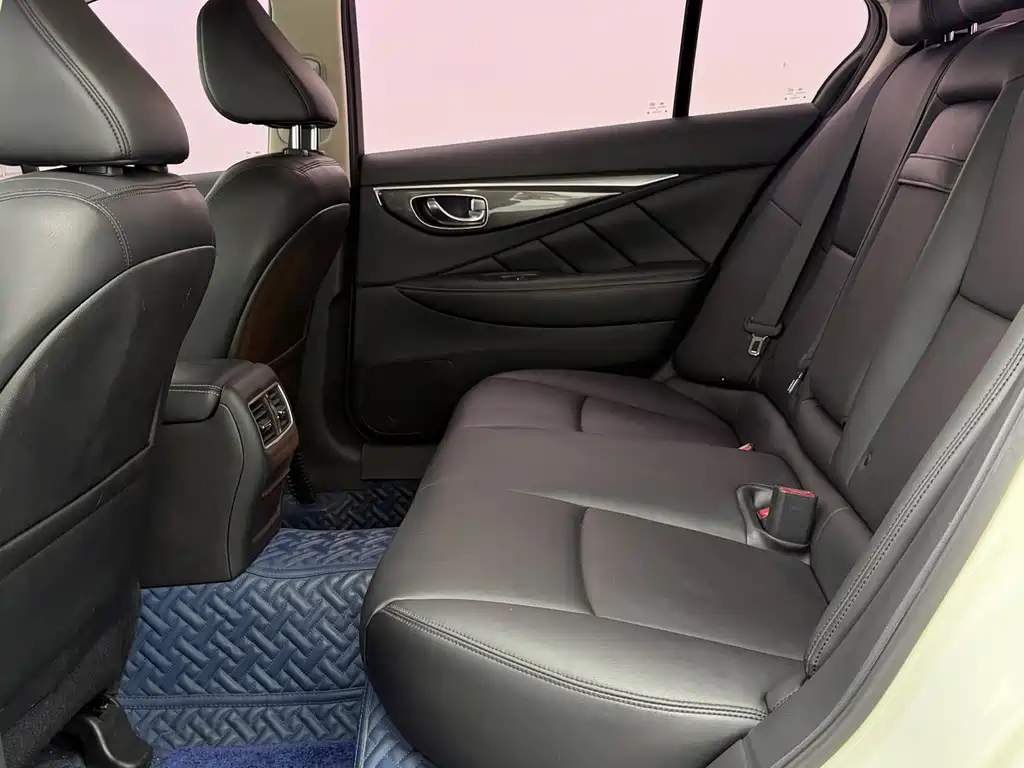Infiniti Q50L — миниатюра 9