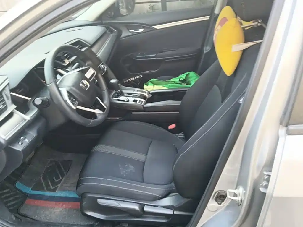 Honda Civic — миниатюра 15