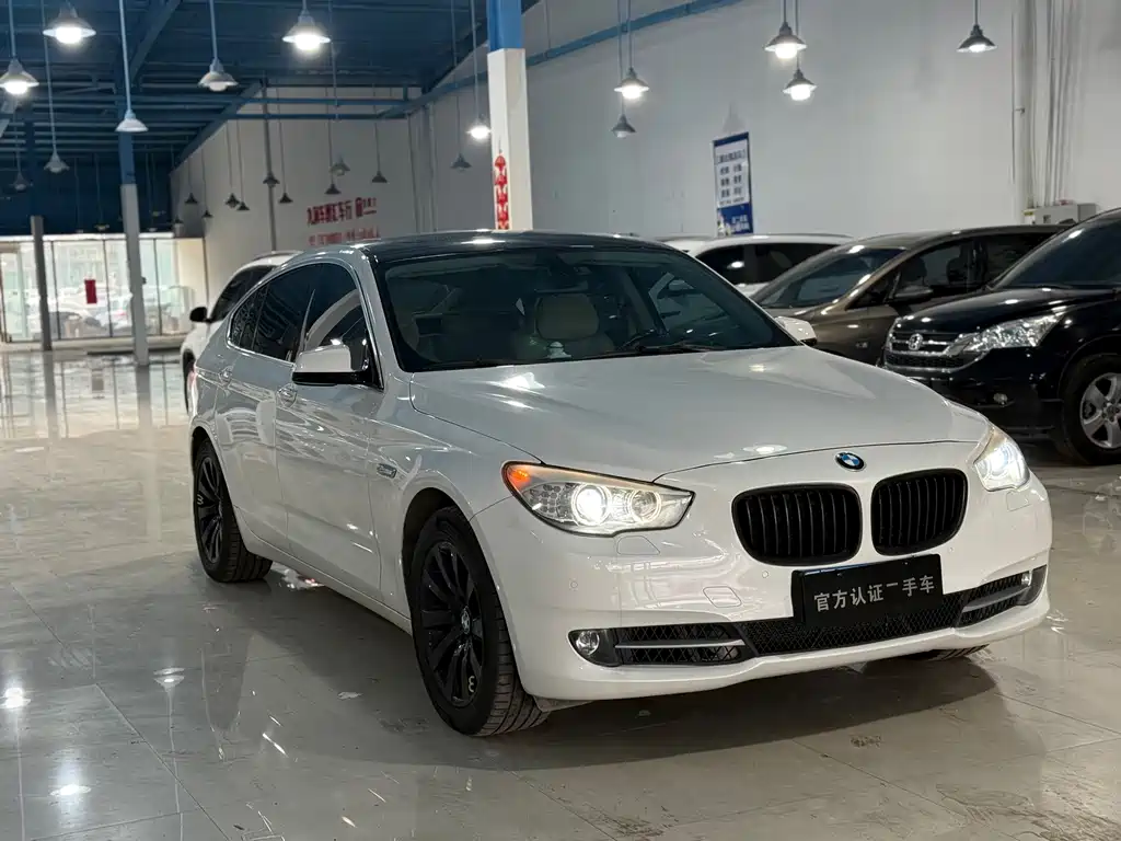 BMW 5 Series GT — миниатюра 3