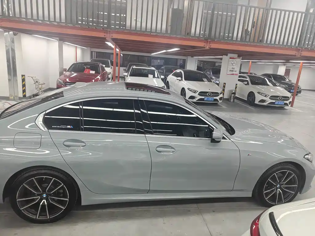 BMW 3 Series — миниатюра 4