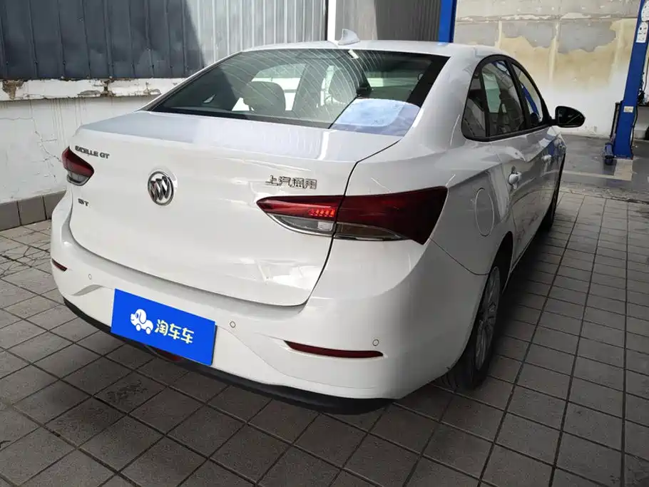 Buick Excelle — миниатюра 3
