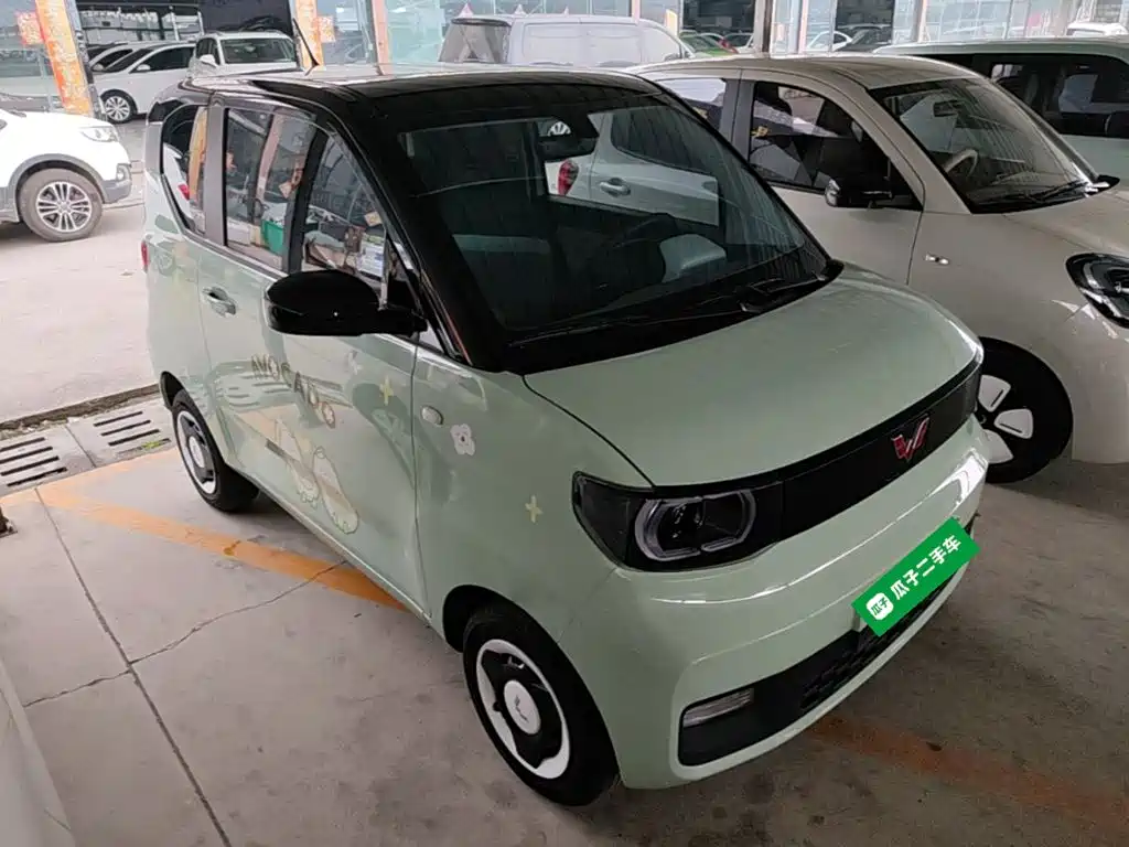 Wuling MINIEV — миниатюра 4