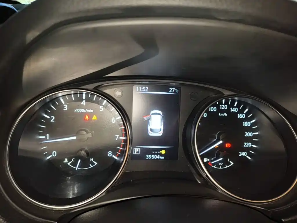 Nissan Qashqai — миниатюра 12