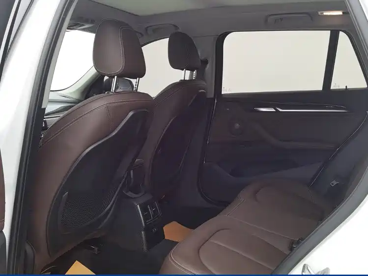 BMW X1 — миниатюра 5
