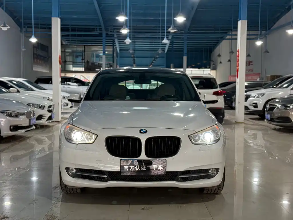 BMW 5 Series GT — миниатюра 2
