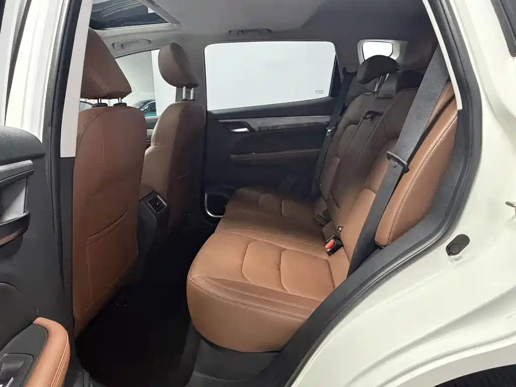 Geely Vision X6 — миниатюра 5