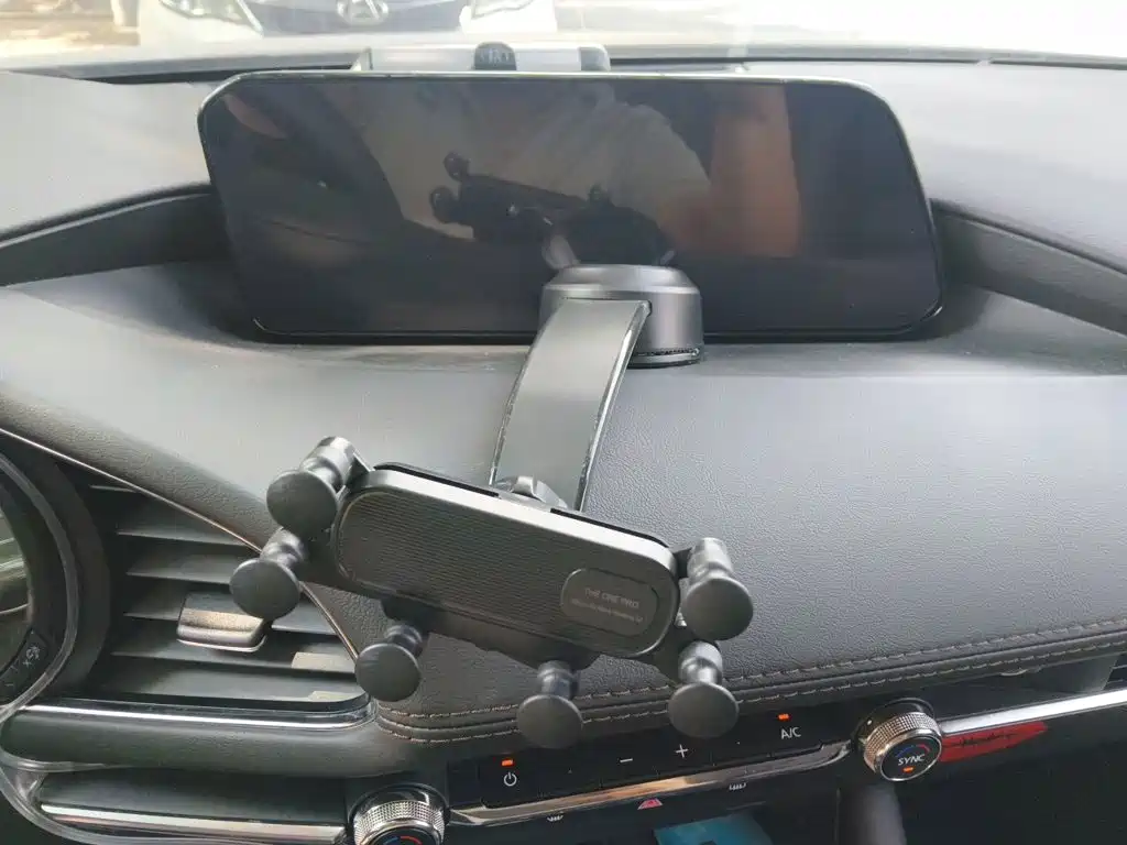 Mazda 3 Axela — миниатюра 9