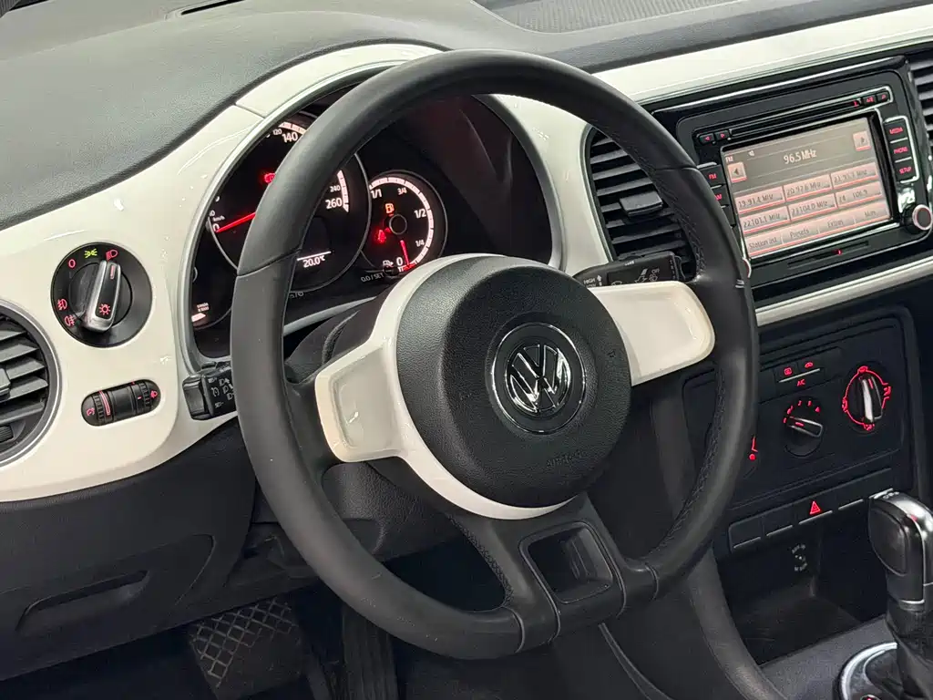 Volkswagen Beetle — миниатюра 12