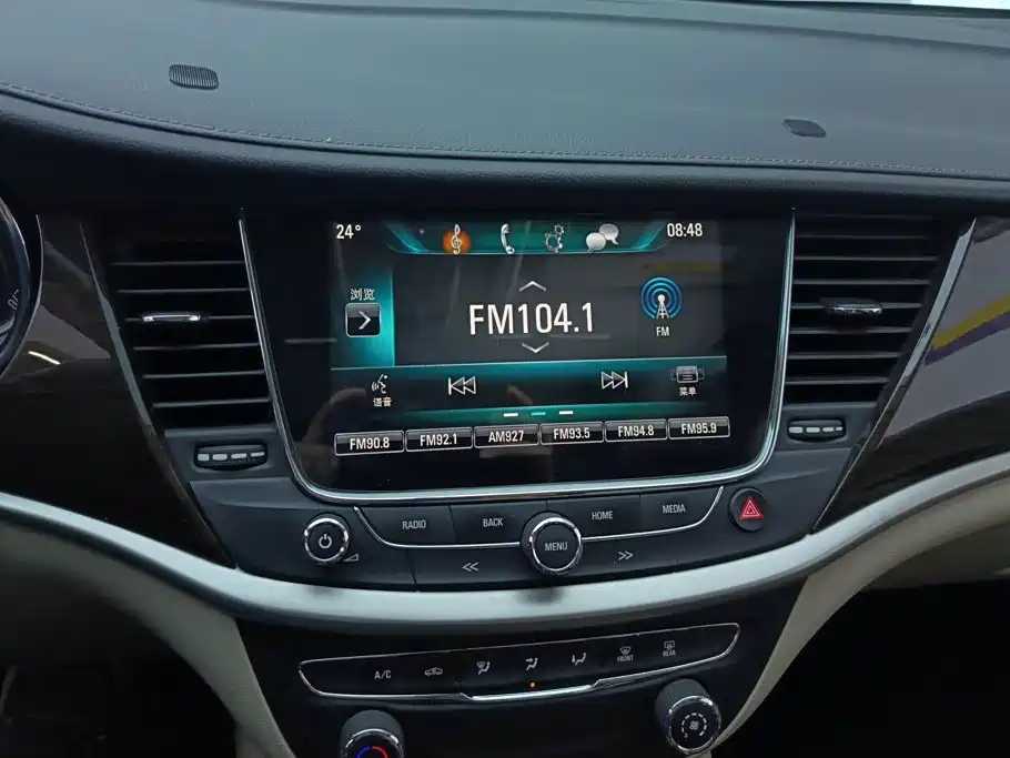 Buick Verano — миниатюра 13