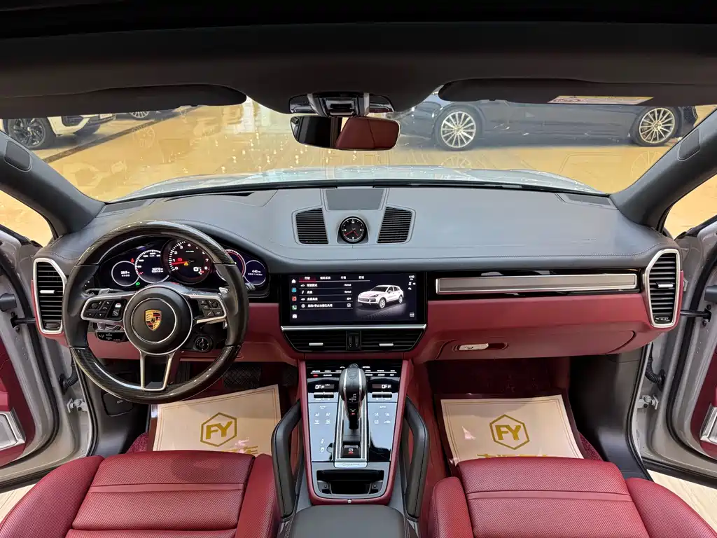 Porsche Cayenne — миниатюра 14