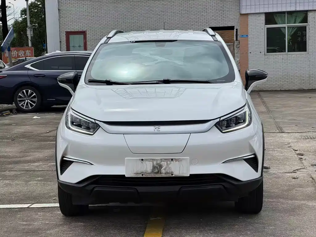 BYD Yuan Pro — миниатюра 2