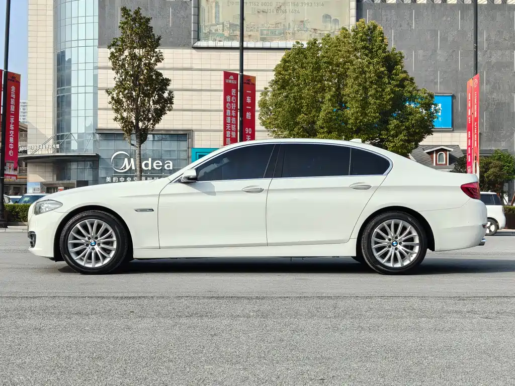 BMW 5 Series 5 2014 525Li Luxury